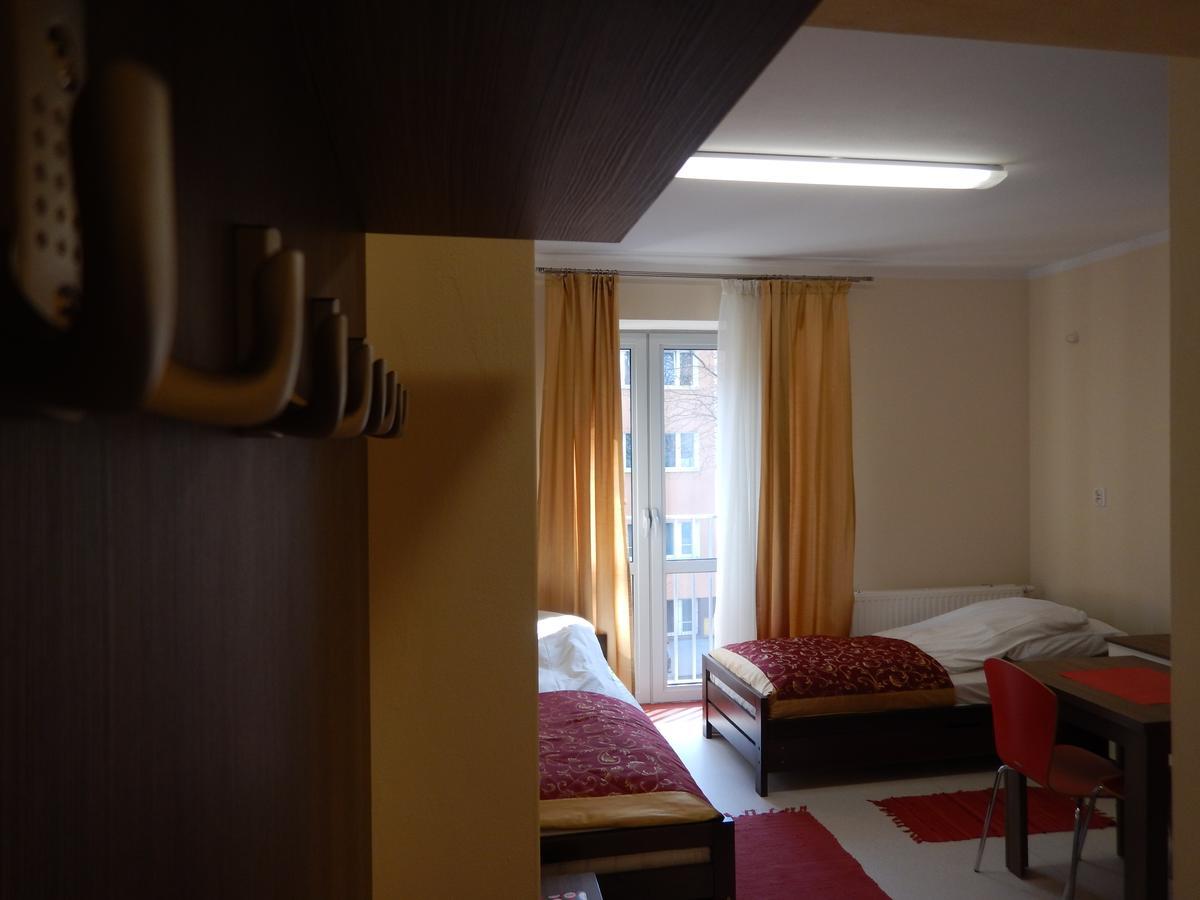Hostel Sklodowska 卢布林 外观 照片