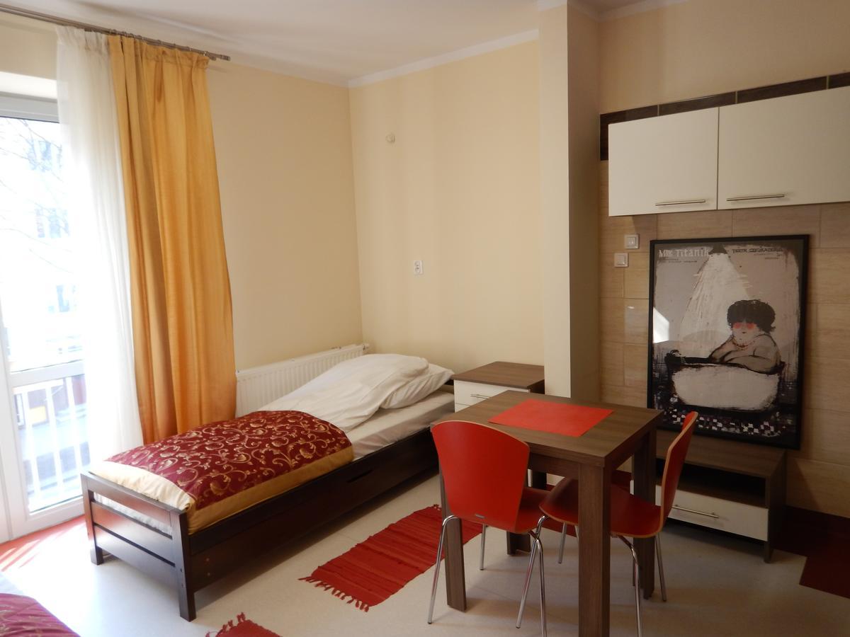 Hostel Sklodowska 卢布林 外观 照片